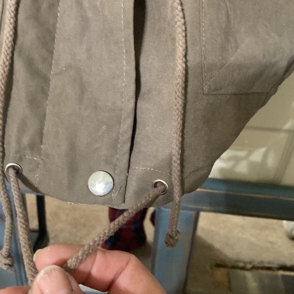 Utility vest with southwestern design on back size S - Picture 4 of 11